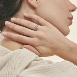 Bague Andreani Or Blanc Topaze Et Oxyde De Zirconium