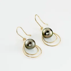 Boucles D'oreilles Pendantes Martyna Or Jaune Perle De Tahiti