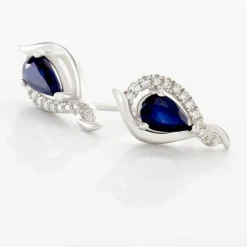 Marc Orian Anniversaire De Mariage|Boucles D'Oreilles Saphir > Boucles D'oreilles Puces Angelika Or Blanc Saphir Et Diamant