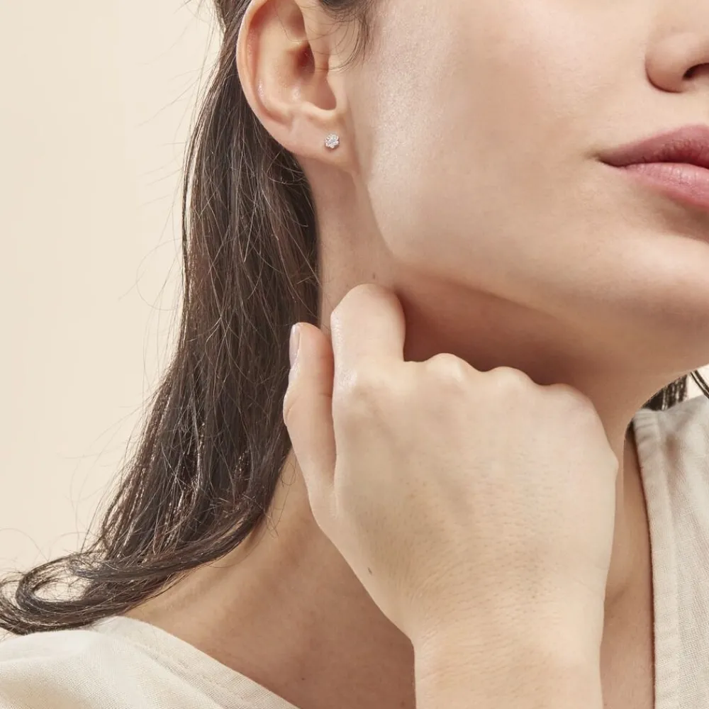 Marc Orian Bijoux Zirconium|Boucles D'Oreilles Fleur > Boucles D'oreilles Puces Eleanor Fleur Or Blanc Oxyde De Zirconium