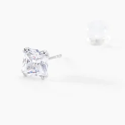 Boucles D'oreilles Puces Or Blanc Doreen Oxydes De Zirconium