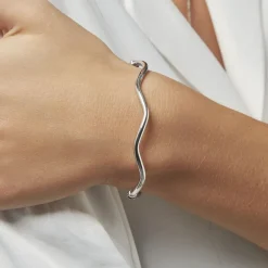 Marc Orian Bracelets Or|Bracelets Joncs > Bracelet Jonc Jennie Ondule Or Blanc