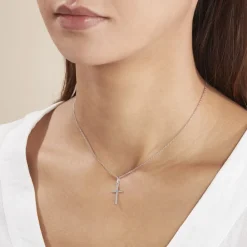 Marc Orian Pendentifs|Cadeaux Communion > Pendentif Bathilde Croix Striee Or Blanc