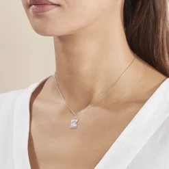 Marc Orian Pendentifs|Pendentifs Personnalisés > Pendentif Golda Ange Parchemin Or Blanc